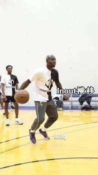 “每天练上半小时,突破更上一层楼”🏀